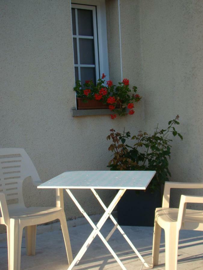 Chambres D'Hotes Le Bignon Dans Les Alpes Mancelles Villaines-la-Juhel Exterior foto